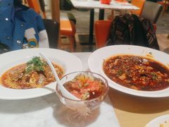 -渝信川菜 · 川味家常菜(财富购物中心店)