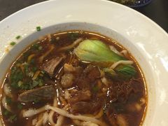 -康师傅私房牛肉面(马泉营奥莱店)