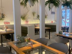 -春树下·树屋花房西餐厅(罍街AS1980店)