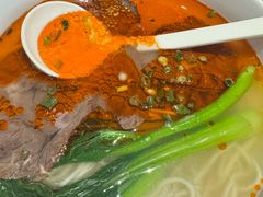 红油牛肉面-翡翠拉面小笼包Crystal Jade(上海浦东国际机场T1店)