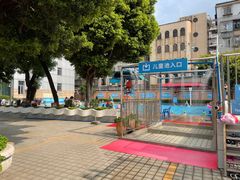 -矿泉游泳场