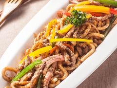 黑椒牛柳丝炒乌冬-绿茵阁(体育西分店)