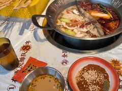 -大芊金重庆串串火锅(南京路店)