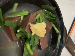 胡椒韭菜浸猪红-顺轩海鲜火锅酒家
