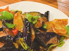 地三鲜-關東雪东北菜(中庚漫游城店)