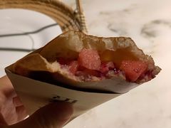 蛋烘糕-初蓉丨遇见新川菜(亲贤街荣耀店)