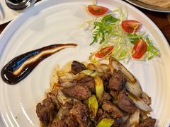 -mordew加州日记西餐&小酒馆(新天地店)