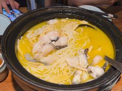 -九锅一堂酸菜鱼(万达广场店)