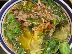 -云阿蛮云南生烫牛肉米线(奉贤路店)