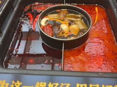 -老牌坊云南鱼豆花火锅(哈西万达店)
