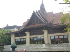 -西双版纳融创皇冠假日度假酒店