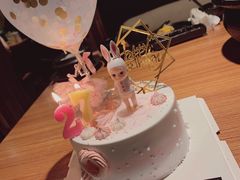 -潇哥哥家的蛋糕店