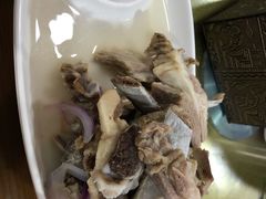手抓羊肉-怡妮新疆风味餐厅(东江湾路店)