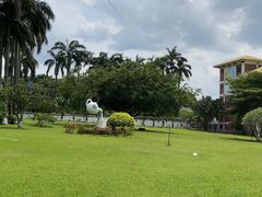 -侯臣咖啡文化村