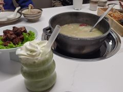 -汤宴·参须肚包鸡(南京路店)