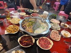 -储奇门鳝鱼火锅(总店)