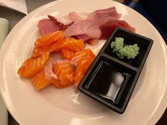 -怡咖啡海鲜自助餐厅(浦东香格里拉店)