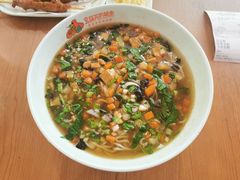姥姥家的臊子面-宝葫芦西北茶食铺(中发源店)