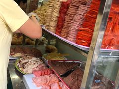 -Bánh Mì Huynh Hoa