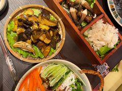 -芸鲜季·云南野生菌餐厅· 云南风物味研社(闵行店)