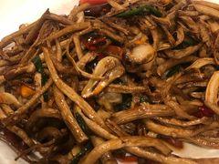 -瓦国小镇·果木烤鸭·融合菜(西口店)