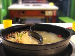 -钢管厂五区小郡肝串串香(奥克斯广场锦城万达店)