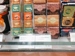 -VENCHI 闻绮(北京国贸商城店)