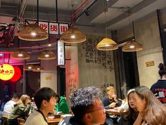 大堂-炉小二铜锅牛蛙•川湘菜(三里屯店)