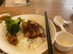 -裕记烧腊连锁餐饮(国商分店)