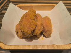 盐蛋黄鸡翅-江太极江浙菜(马桥万达广场店)