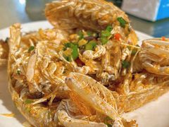 -三亚火车头万人海鲜广场