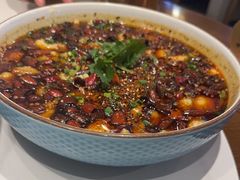 -万重锦·人文川菜馆(骡马市店)