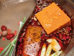 -小天鹅火锅·一线江景洪鼎旗舰店(洪崖洞店)