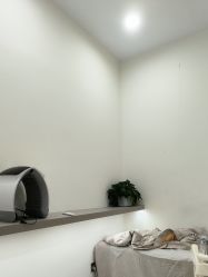 -苗方清颜专业祛痘·皮肤管理