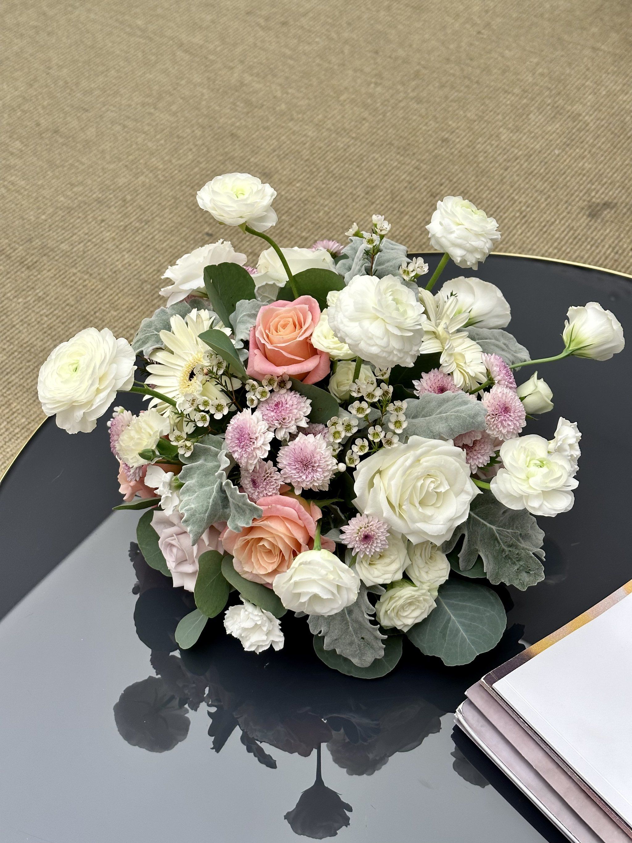 高级感圆形桌花