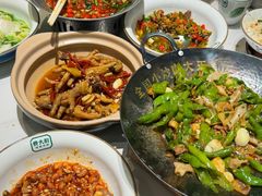 -费大厨辣椒炒肉(高铁吾悦广场店)
