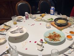 -醉辉皇上海之巅(上海中心大厦店)
