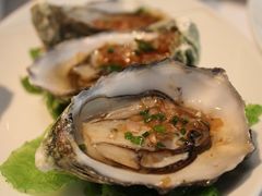 生蚝配干葱红酒香醋汁-AZUR聚(香格里拉饭店)