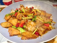 干锅土豆片-鑫裕园三个拿手菜(白堤路店)