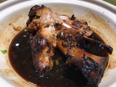 -老码头黑皮肘子锅包肉(赣水路店)