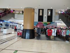 -资和信百货商场