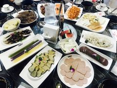 -何鲜菇火锅(大营盘店)