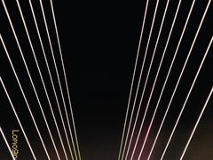 -南京眼步行桥