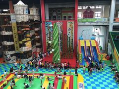 -蒙特利亲子乐园