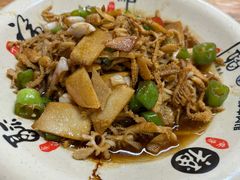 -何永光123鲜牛肉馆(1号店)