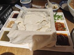 -95号酱骨·一块豆腐(展春园西路店)