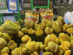 -曼阁市场水果批发市场