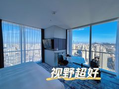 -大连星海皇冠假日酒店