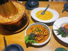 蟹黄烩豆腐-觅山云南菜(泊富ICITY店)