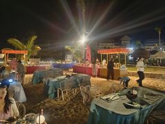 -亚龙湾希尔顿自助餐厅·海鲜·烧烤·沙滩BBQ·现场乐队